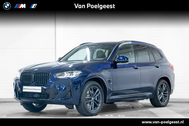 BMW X3 xDrive30e 215 kW image number 1