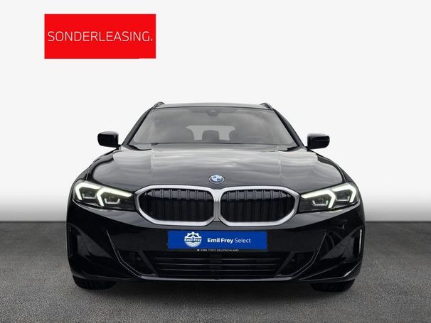 BMW 320i Touring 135 kW image number 2