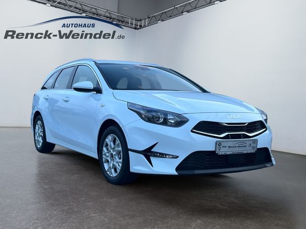 Kia Ceed 1.6 CRDi SW Vision 100 kW image number 7