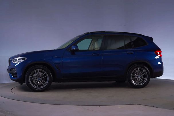 BMW X3 xDrive30e M Sport 215 kW image number 3