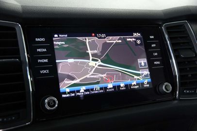 Car image 37