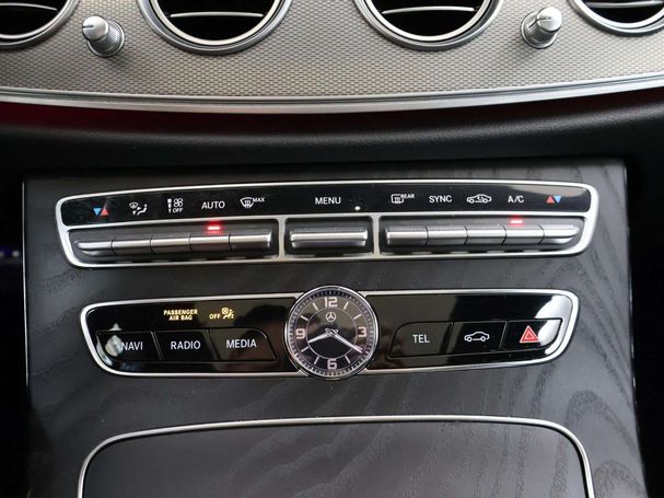 Mercedes-Benz E 200 T 135 kW image number 21