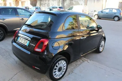 Car image 3