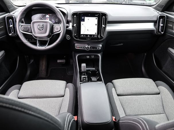 Volvo XC40 T5 Plus 192 kW image number 3