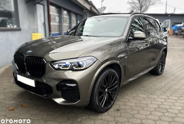 BMW X5 xDrive 210 kW image number 1