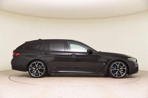 BMW 530d Touring xDrive 210 kW image number 3