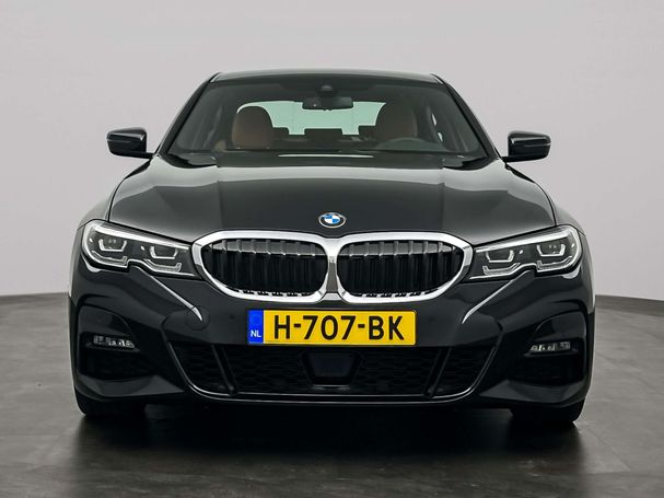 BMW 318d 110 kW image number 6