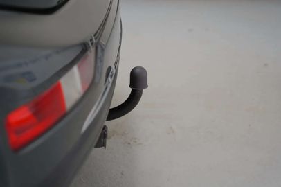 Car image 33