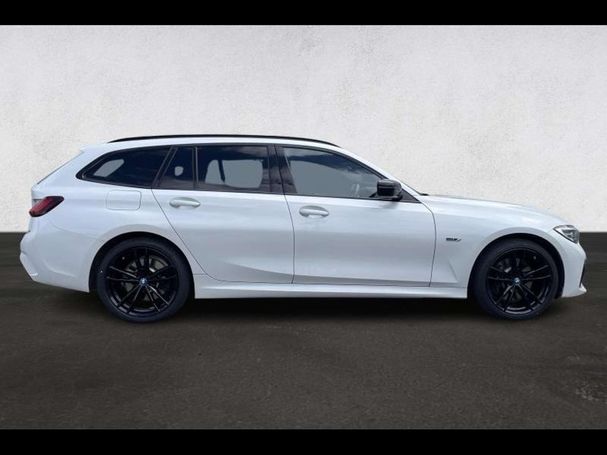 BMW 330 Touring 185 kW image number 2