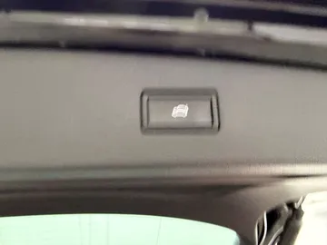 Car image 39