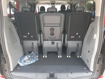 Car image 31