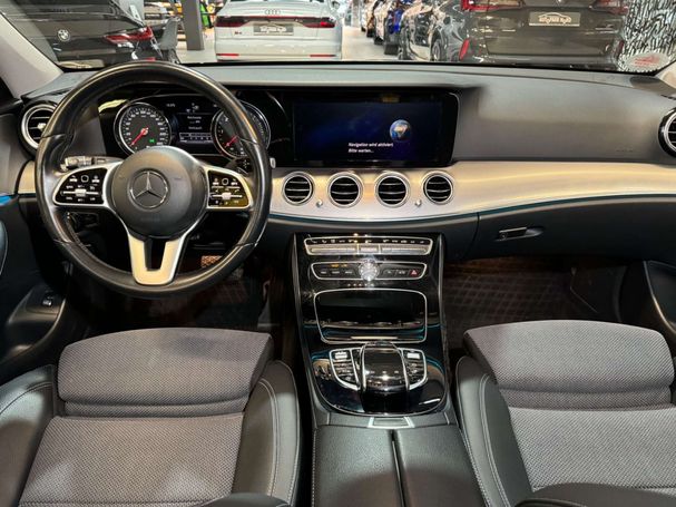 Mercedes-Benz E 220 d T 143 kW image number 11