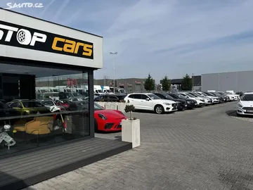 Car image 22