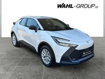 Car image 2