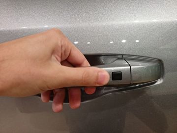 Car image 22