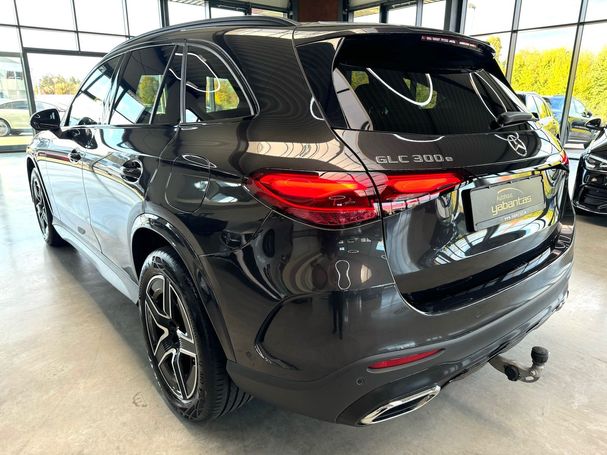 Mercedes-Benz GLC 300 e AMG 230 kW image number 15