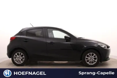 Car image 3