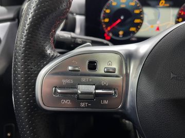 Car image 37