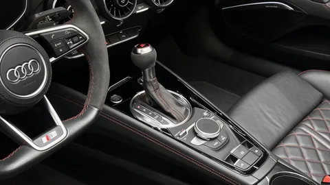 Car image 29