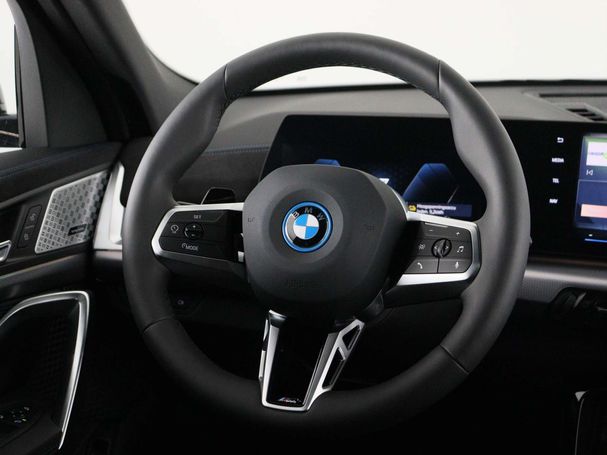 BMW iX2 xDrive30 M Sport Pro 230 kW image number 2