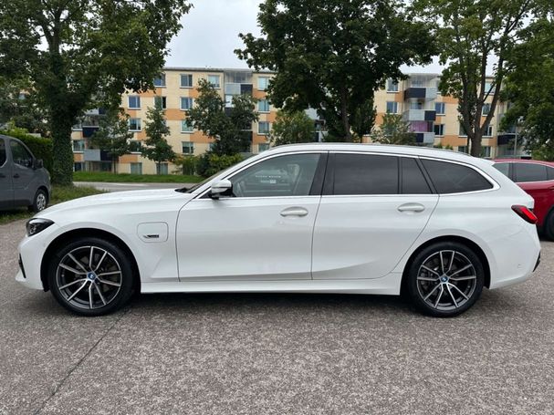 BMW 320 e Touring 150 kW image number 5