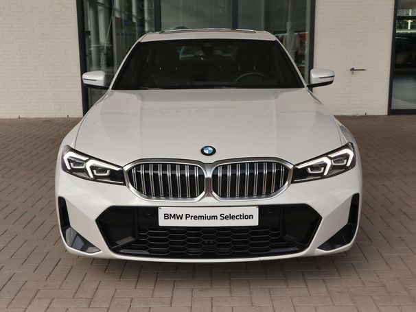 BMW 320i 135 kW image number 2