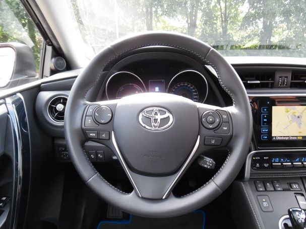 Toyota Auris Touring Sports 1.8 Hybrid Executive 100 kW image number 8