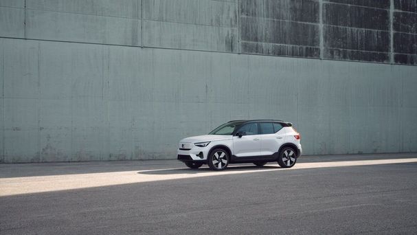 Volvo XC40 Recharge AWD Ultimate 304 kW image number 8