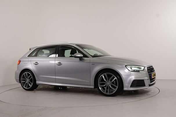 Audi A3 30 TFSI S-line Sport Sportback 85 kW image number 3