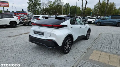 Car image 28
