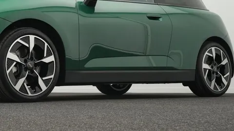 Car image 22