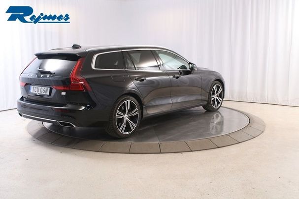 Volvo V60 T6 AWD Recharge 293 kW image number 2