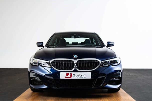 BMW 320i M Sport 135 kW image number 10