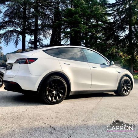 Tesla Model Y Long Range AWD 378 kW image number 3