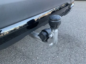 Car image 29