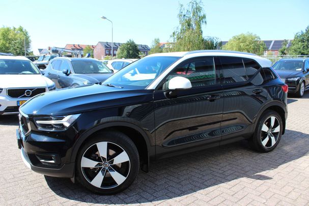 Volvo XC40 T4 140 kW image number 8