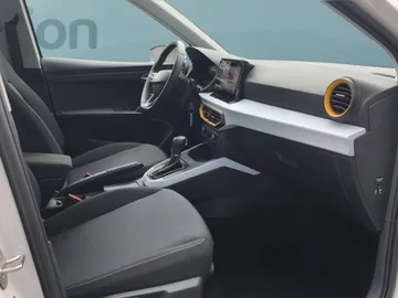 Car image 21