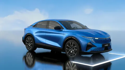 Car image 3