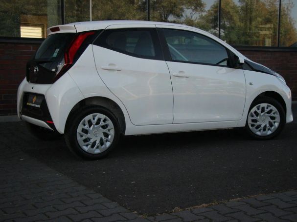 Toyota Aygo 53 kW image number 32