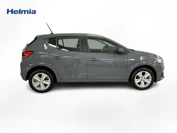Car image 4
