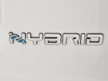 Car image 25