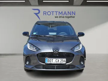 Car image 3