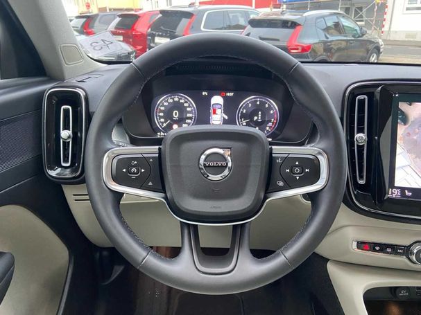 Volvo XC40 B5 Inscription AWD 184 kW image number 17