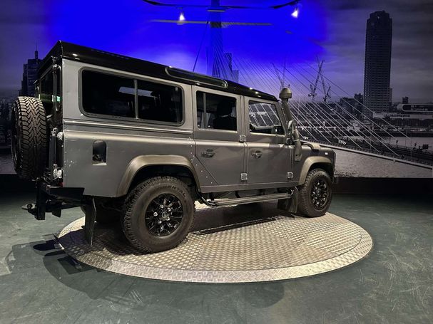 Land Rover Defender 2.4 TD X-TECH 90 kW image number 13