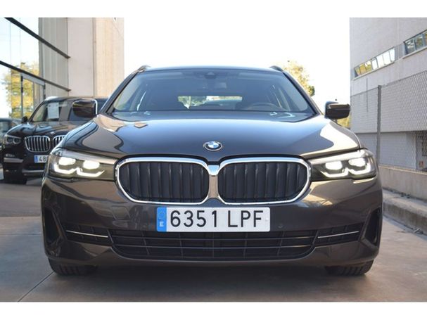 BMW 520d Touring 140 kW image number 19