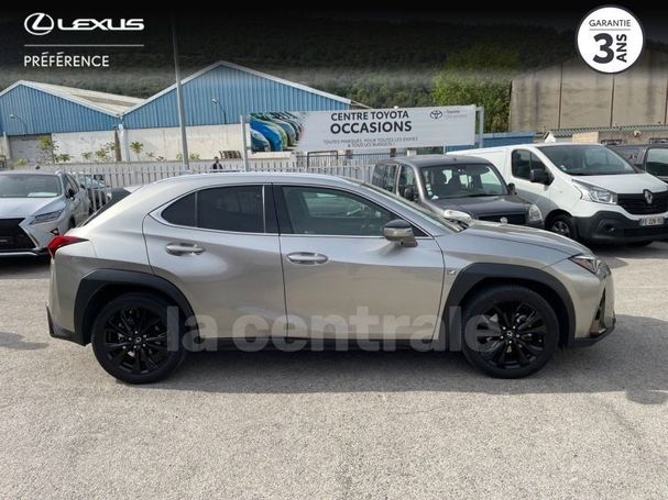 Lexus UX F SPORT 135 kW image number 17