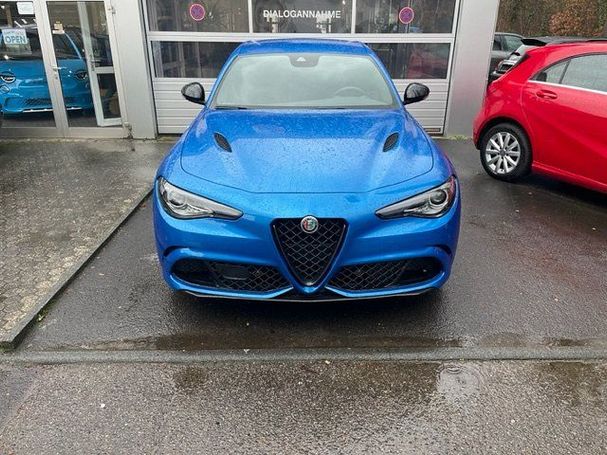 Alfa Romeo Giulia 2.9 V6 Bi-Turbo Quadrifoglio 375 kW image number 3