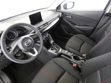 Car image 9