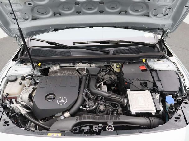 Mercedes-Benz A 180 100 kW image number 37