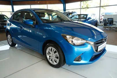 Car image 2